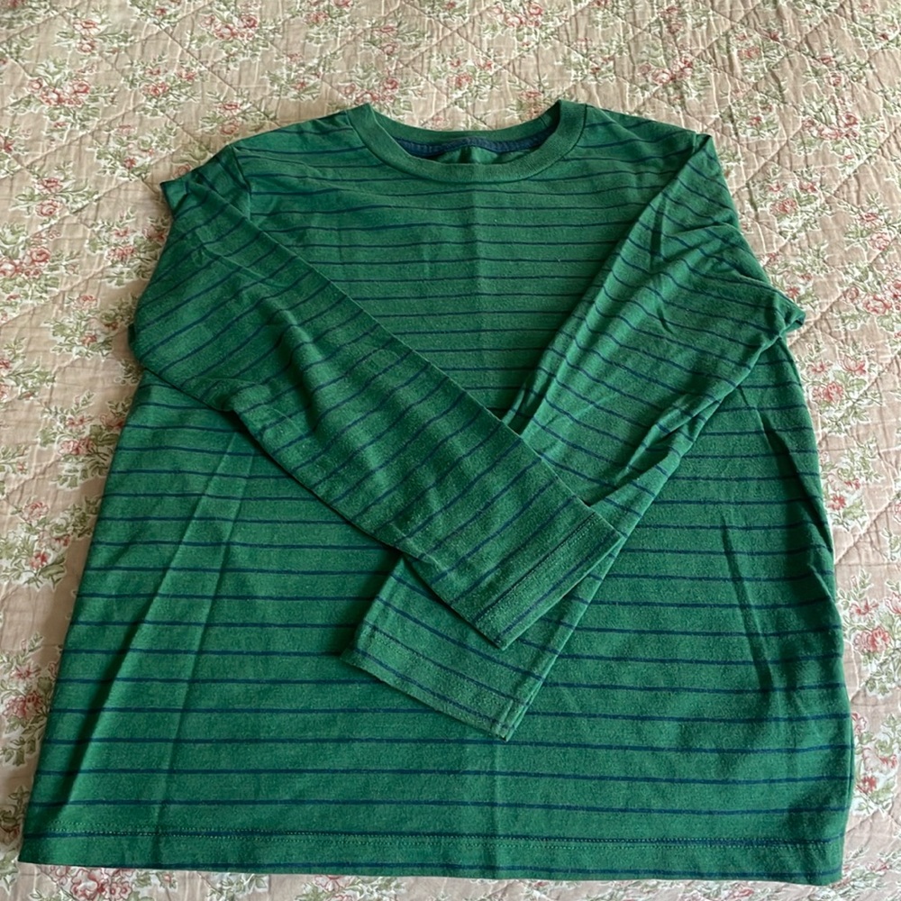 Boys M long sleeved T shirt